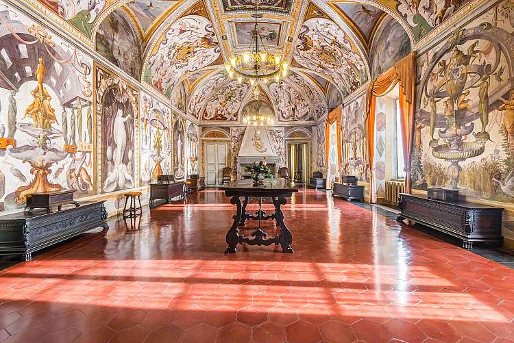 Andare per Rocche. I sotterranei del museo del Parmigiano Reggiano